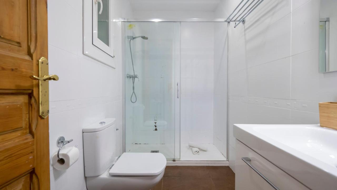 Acogedor Apartamento De 2 Dormitorios Barcelona Exterior foto